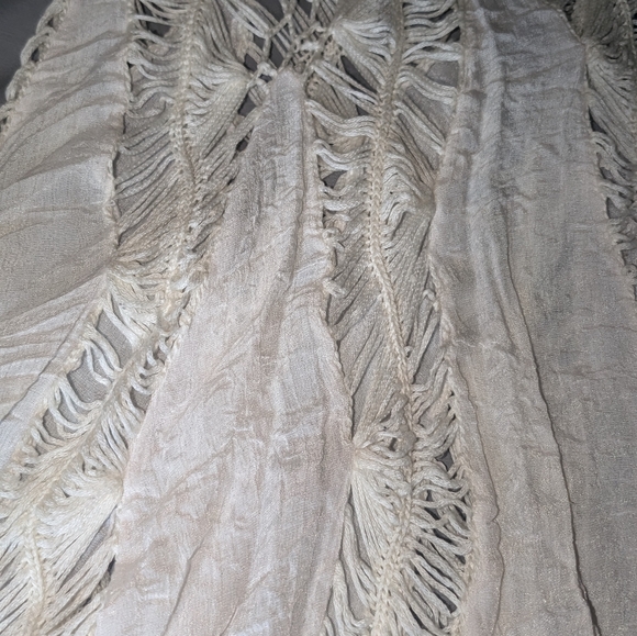 White Crochet Top, size small - Picture 3 of 4